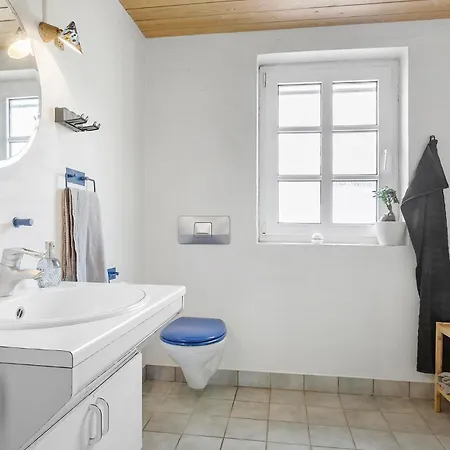 5 Bedroom Gorgeous In * Thyholm